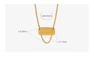 Macro detail of 18K gold-plated square pendant necklace with dimensions 43+5cm