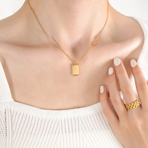 Gold-plated hip hop jewelry set with square pendant necklace and bold chain link ring