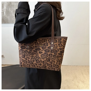 Chic leopard print large tote bag with dark brown straps for women fashion