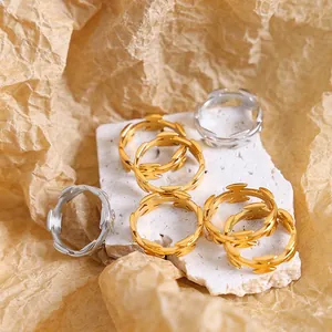 Anelli traforati a fiocco in oro e argento su pietra bianca, placcati in oro 18K