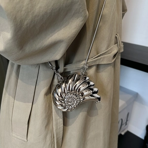 Women Nautilus Conch Shell Shaped Metallic Mini Shoulder Crossbody Bag Fashion Evening Clutch Wedding Party Bag Gold Silver