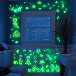 Luminous underwater ocean wall stickers with octopus and jellyfish in the dark