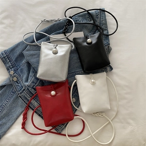 Mini sacs bandoulière de style français avec boucle en perle en argent, rouge et noir