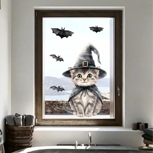 Detail eines Halloween-Fensterbildes mit einer Aquarell-Katze im Hexenhut und Fledermäusen