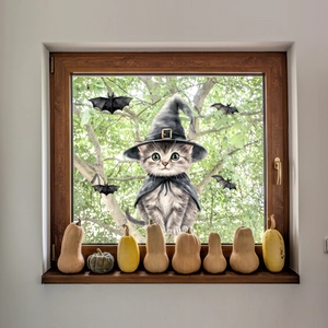 Detail der Halloween-Fensterbilder mit Aquarell-Katze im Hexenhut und Fledermäusen