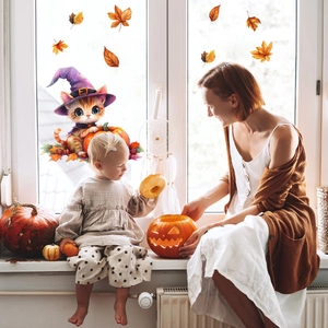 Gemütliche Halloween-Fensterbilder mit Kürbis und Katze für festliche Dekoration