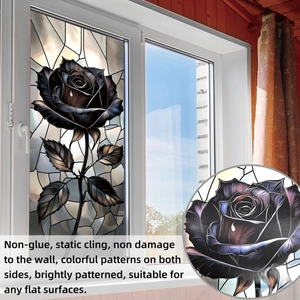 Detail von Gothic-Fensterfolie mit schwarzer Rose und doppelseitigem visuellen Effekt