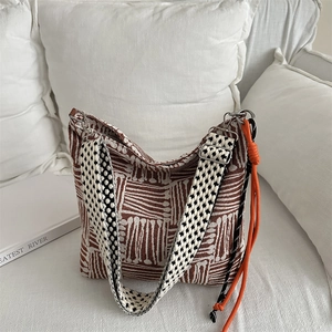 Woven Geometric Print Crossbody Bag With Wide Patterned Strap Large Capacity Commuter Shoulder Tote For Women