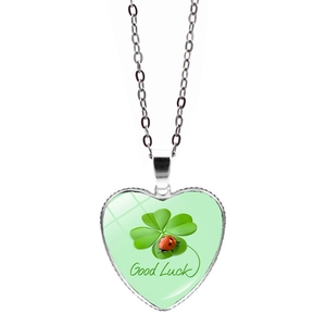 Heart Shaped Lucky Clover Pendant Necklace For Women Alloy Glass Good Luck Charms With Silver Color Chain Saint Patricks Day Jewelry Gift