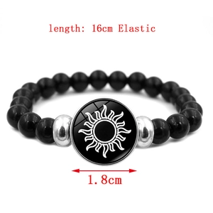 Leuchtendes Sonne-Mond Perlenarmband mit schwarzen Perlen und elastischem Design für Paare