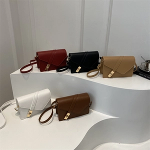 French vintage style crossbody flap bag with gold buckle in five various colors
