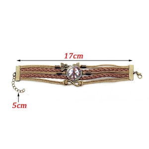 Bracelet rétro multicouche en cuir avec motif papillon de paix et chaîne d'extension