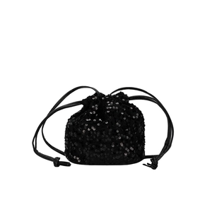 Sac seau à paillettes noires élégant avec cordon de serrage et fini scintillant