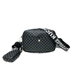 Sac bandoulière matelassé noir avec mini pochette et large sangle lettrée