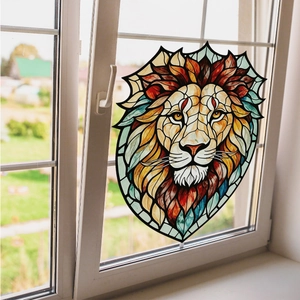 Pegatina artística de león en vitral de colores vibrantes para decoración de ventanas