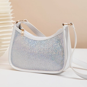 Borsa hobo bianca con strass colorati scintillanti e dettagli in metallo dorato