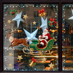 Nahaufnahme von Weihnachtsmann Schlitten und Rentier Fensterbildern für Dekoration