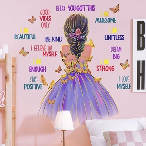 Sticker mural fille en robe papillon avec citations inspirantes pour chambre enfant