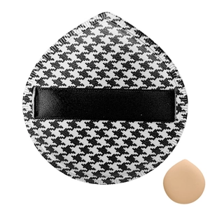 Puder dons set met pied-de-poule patroon en kleine huidkleurige teardrop make-up spons