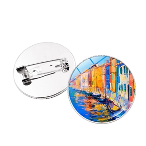 Detailed front and back views of a round Venice oil painting brooch with metal pin