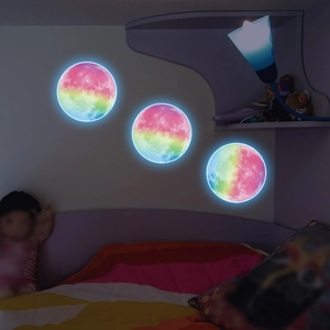 Autocollants muraux planètes arc-en-ciel lumineuses pour chambre d'enfant décor
