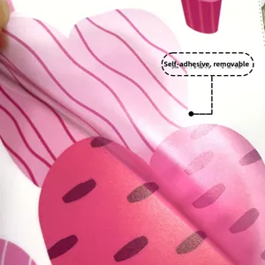 Detail der selbstklebenden rosa Wandsticker mit abziehbarer Rückseite für Dekoration