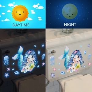 Adesivi per WC con sirene luminose che mostrano l'effetto bagliore di giorno e di notte