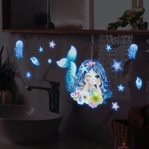 Adesivi luminosi blu con sirena e meduse per la decorazione della parete del bagno
