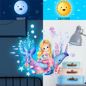 Stickers muraux océan lumineux avec sirène et baleine, vues de jour et de nuit