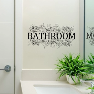 Floraler Badezimmer Wandsticker mit schwarzen Blumenmustern und modernem Textdekor