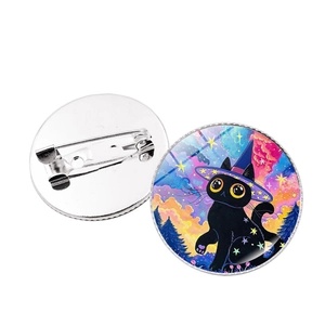 Spilla gatto cielo stellato con cappello da mago e chiusura in metallo