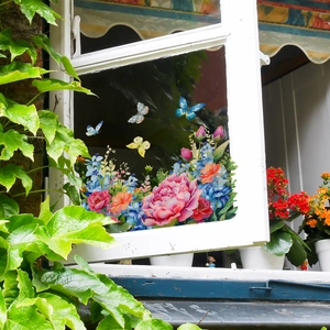 Film statique pour fenêtre avec pivoines colorées et papillons sur cadre blanc