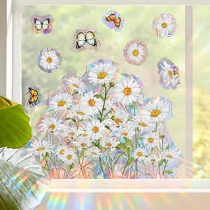 Holografische raamsticker met madeliefjes en vlinders voor een kleurrijk prisma-effect
