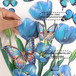 Détail de papillons 3D et stickers tulipes double face montrant l'effet de texture