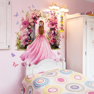 Sticker mural fille avec couronne de fleurs roses et papillons pour chambre romantique