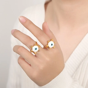 Vergoldeter offener Ring aus Edelstahl mit Evil Eye Emaille und blauem Stein