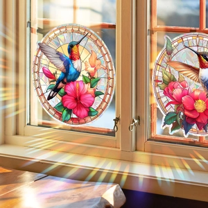 Sticker fenêtre colibri vitrail avec effet de reflet arc-en-ciel au soleil