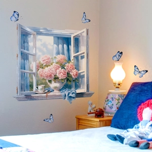 Détail de sticker mural 3D fenêtre avec roses roses, vue ciel bleu et papillons
