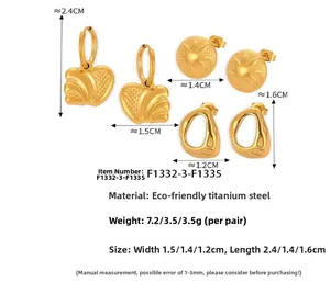 Spécifications détaillées de boucles d'oreilles en titane plaqué or 18 carats et design