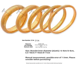 Detailed size guide for gold titanium steel bracelets showing widths from 0.8cm up to 2cm