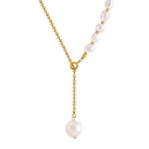 Y-shaped necklace with freshwater pearls and adjustable gold chain for elegant style