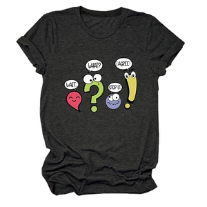 Détail de l'imprimé graphique dessin animé sur T-shirt en coton gris foncé avec bulles