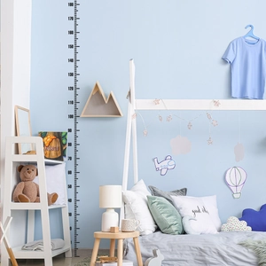 Minimalist growth chart wall decal for kids measuring 0 to 180cm in Nordic style decor