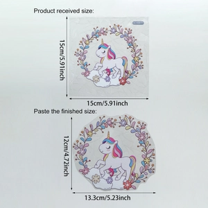 Détail de l'autocollant licorne pour fenêtre avec dimensions de taille en cm
