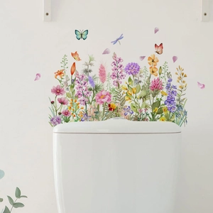 Stickers muraux fleurs et papillons pour décor de toilette avec pétales aquarelles