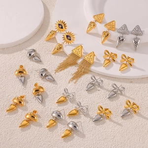 Set van 18k vergulde titanium oorbellen met boze oog en lange kwastjes voor dames