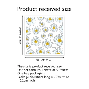 30x30cm daisy window sticker with white petals and blue gradient shading detail