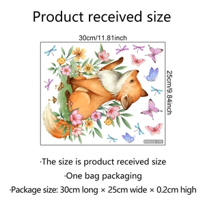 Detailed view of sleeping fox and floral wall sticker with 30x25cm size dimensions