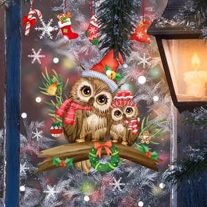Weihnachtsfensteraufkleber mit Cartoon-Eulen auf Zweigen mit Schneeflocken und Schmuck