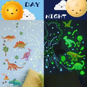 Leuchtende Dinosaurier Wandsticker Set mit Tag-Farbe und Nacht-Glüheffekt-Anzeige